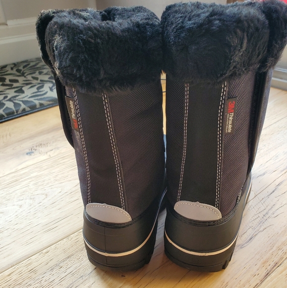 Nwt size 2 Thinsulate winter boots - Picture 5 of 10